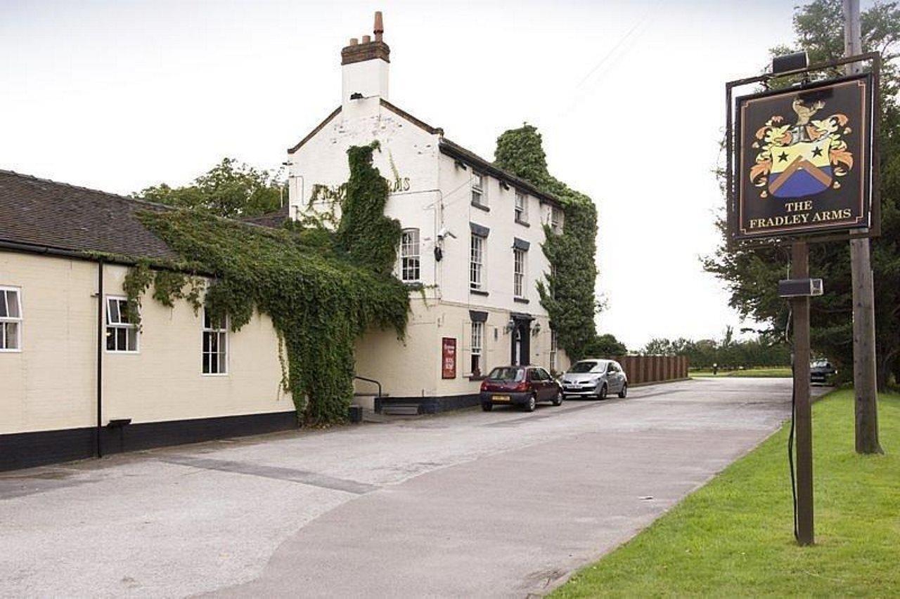 Premier Inn Lichfield North East 외부 사진
